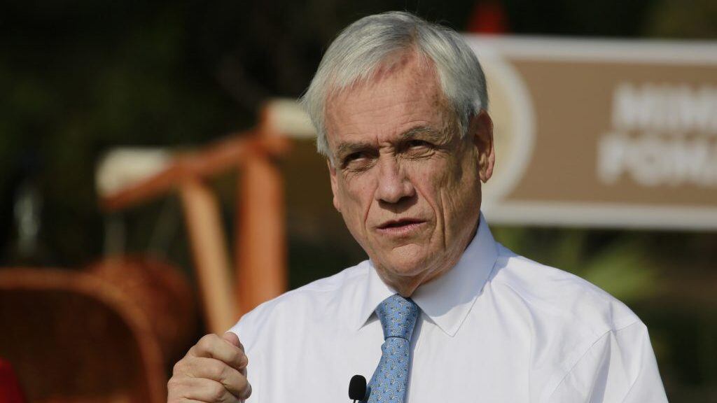 13 de Julio de 2021/MelipillaEl Presidente de la República, Sebastián Piñera, acompañado por el Ministro de Economía, Lucas Palacios, da inicio al pago del Bono Alivio para micro y pequeñas empresas

FOTO: KARIN POZO/AGENCIAUNO