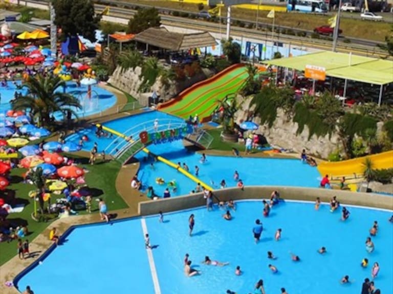 AVIVA, el parque acuático de Viña del Mar con la única piscina con olas del país