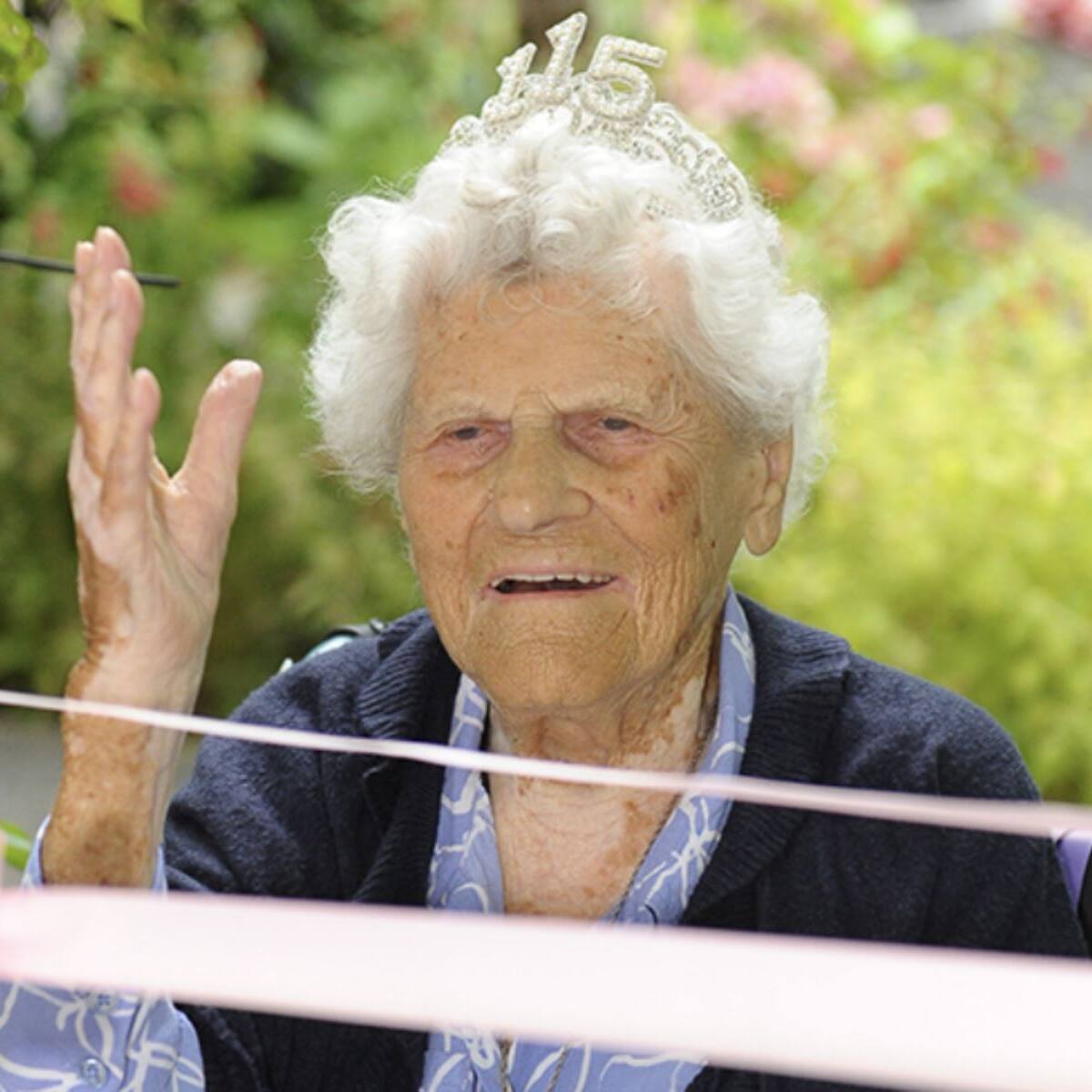 Con 115 años, Ethel Caterham se convierte en la persona más longeva del mundo: “¡Nunca discuto con nadie!”