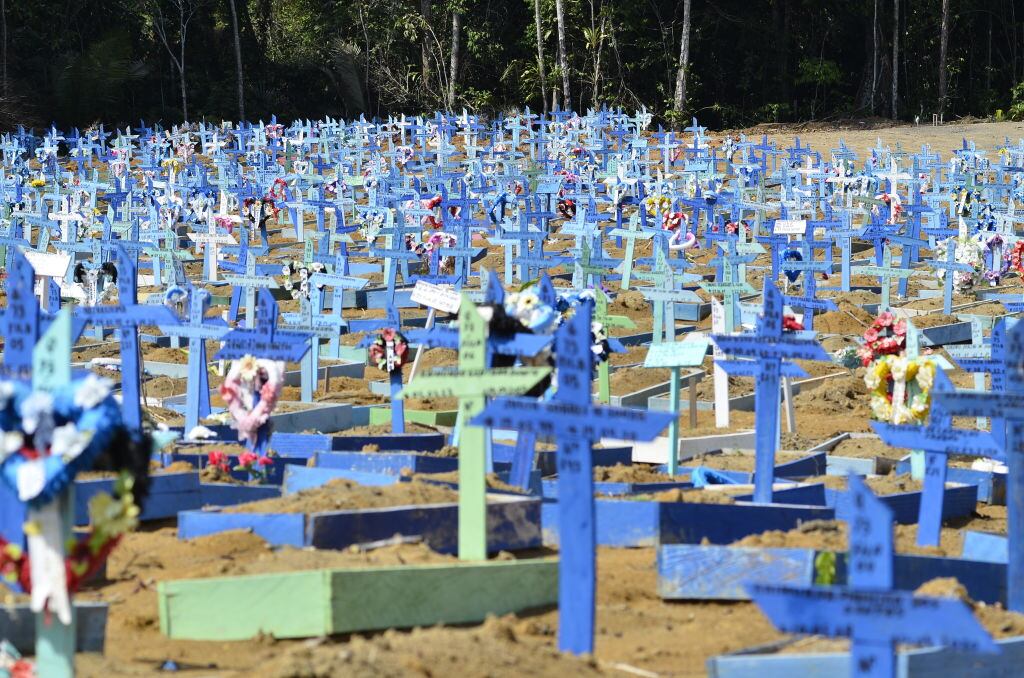 Cementerio de víctimas del Covid-19 en Amazonas