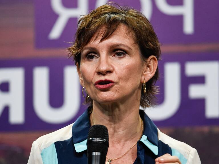 Ministra Tohá reprocha dichos de diputada Cordero contra senadora Campillai: «Es un ataque inhumano, una bajeza»