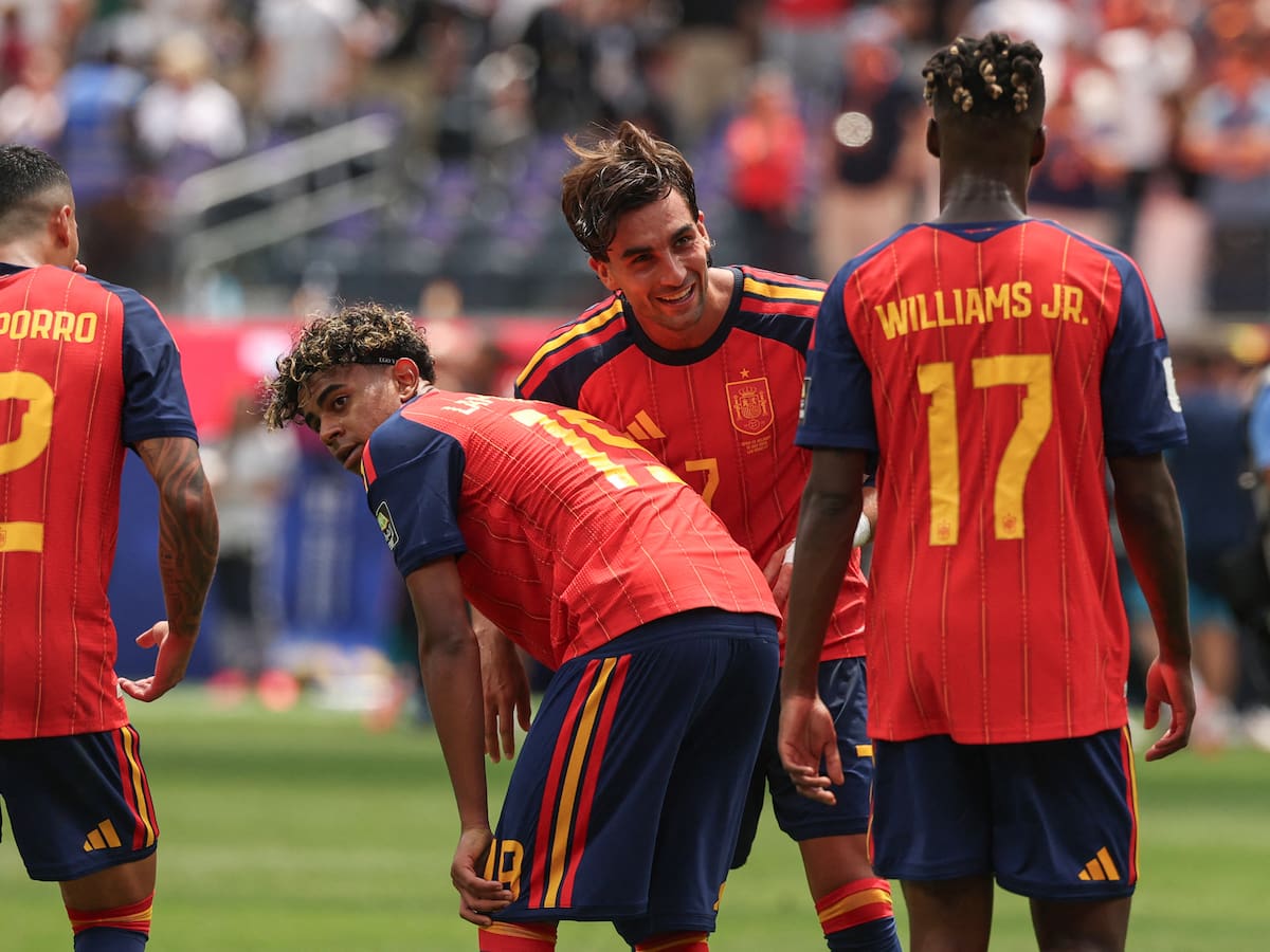 España y Francia también compiten en el mercado: PSG tendría cerrado el fichaje de una figura del Barcelona