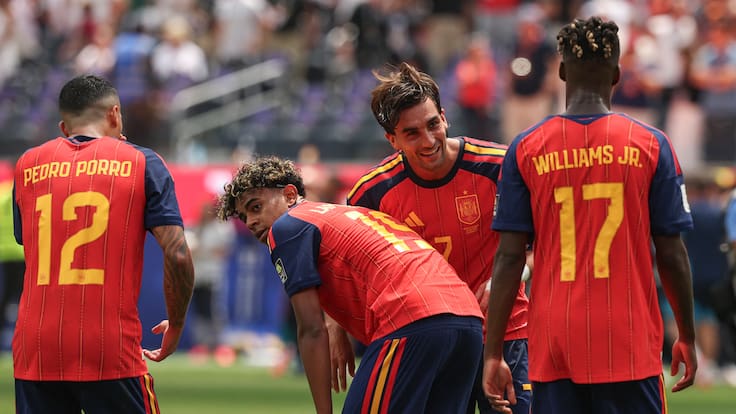 España y Francia también compiten en el mercado: PSG tendría cerrado el fichaje de una figura del Barcelona