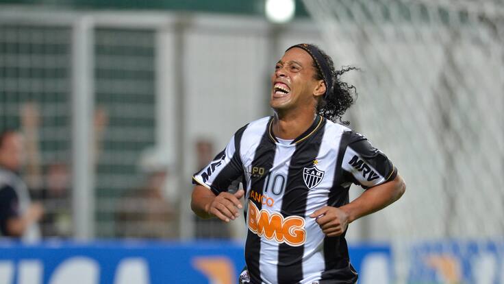 La arenga de Ronaldinho al Atlético Mineiro de Eduardo Vargas antes de la final de Copa Libertadores