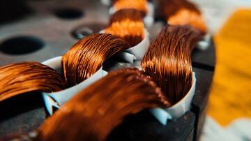 Por preocupación en la oferta: cobre alcanza su mejor precio en dos años