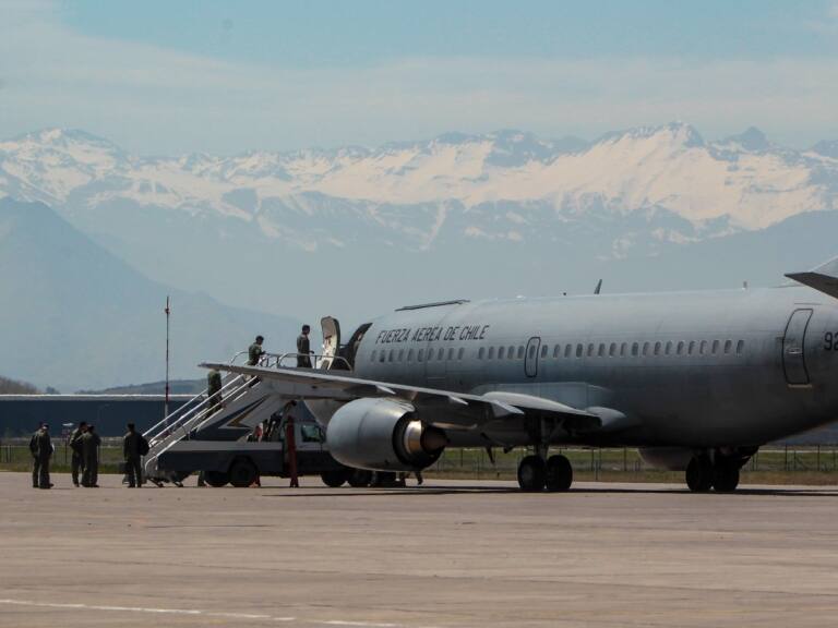 Guerra Israel-Palestina: denuncian que chilena casada con palestino no pudo tomar vuelo humanitario