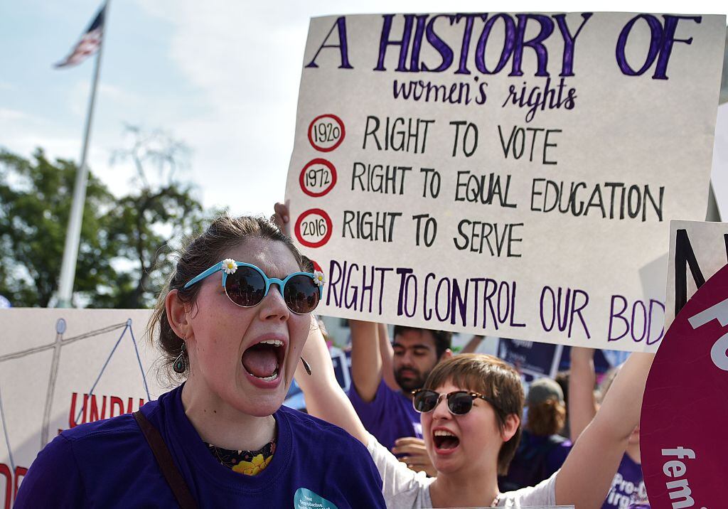 Mujeres protestan contra la ley estadual antiaborto en Texas