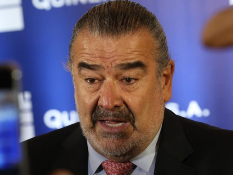 Andrónico Luksic pide acuerdo constitucional «urgente»: “Chile está perdiendo inversiones”