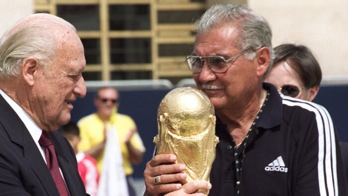 Luto en el fútbol mexicano: fallece Antonio Carbajal, histórico jugador que disputó cinco Mundiales