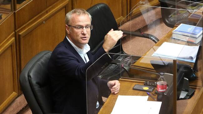 24 DE ENERO DE 2022/VALPARAISOEl senador Felipe Kast, durante la Sesión del Senado, que analiza el proyecto que crea la Pensión Garantizada Universal; y que reduce o elimina exenciones tributarias.
FOTO: LEONARDO RUBILAR CHANDIA/AGENCIAUNO