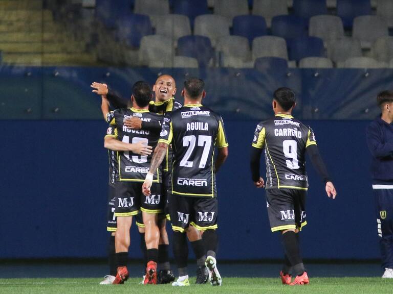 Programación fútbol chileno: ¿Qué partidos se juegan hoy, 11 de abril, y quién transmite?