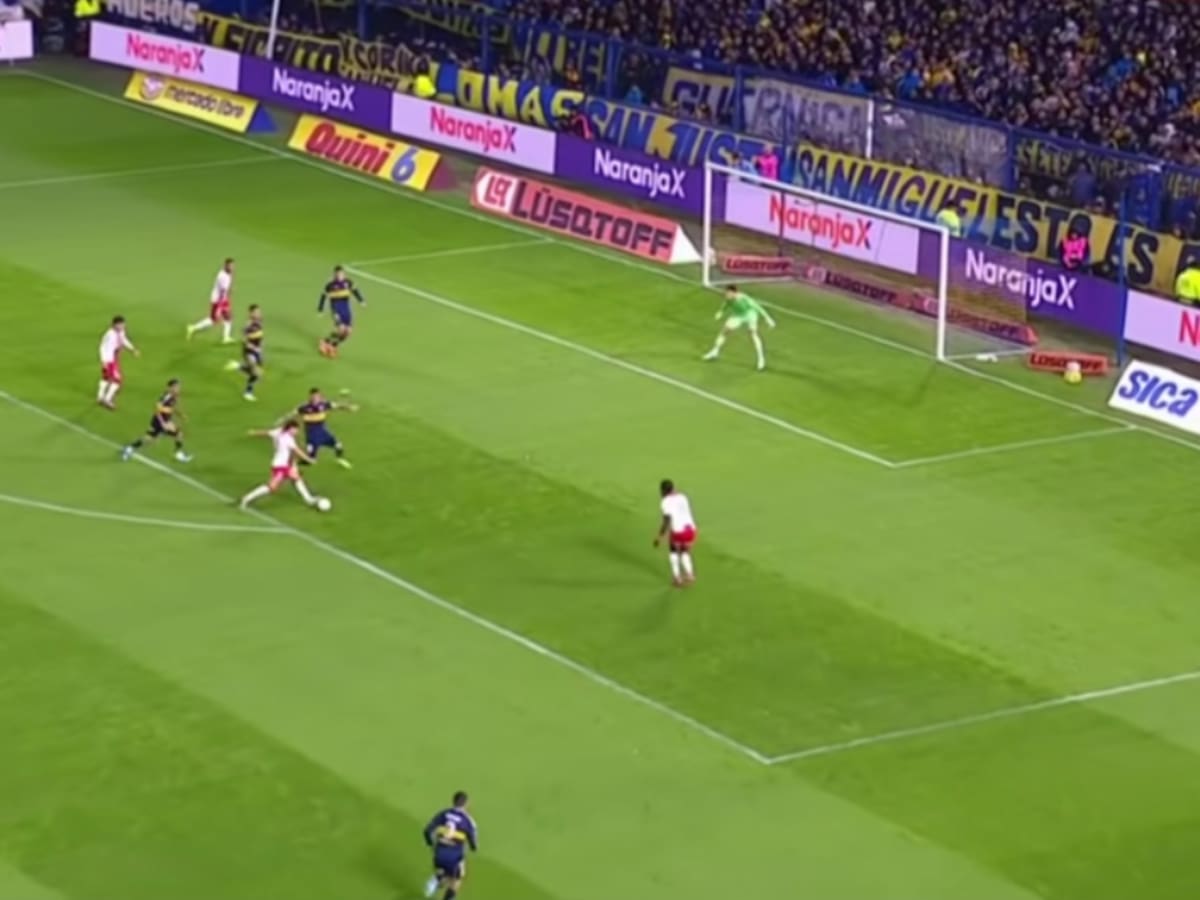 Un ex Colo Colo silencia La Bombonera con este golazo y elimina a Boca Juniors: batacazo en Argentina