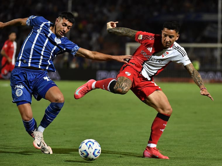 Paulo Díaz fue titular en empate de River Plate ante Godoy Cruz por la Liga Argentina | X: River