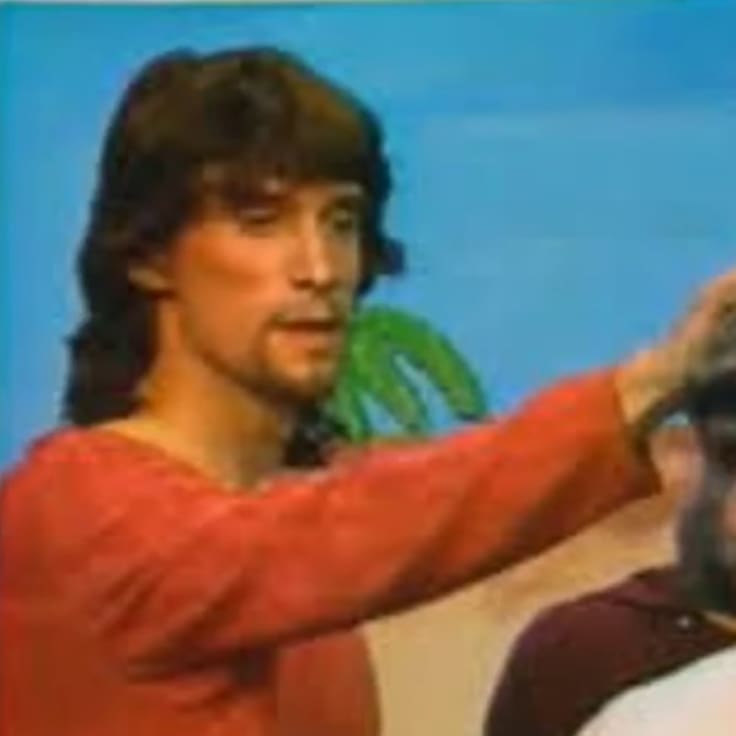 “No tenían plata”: el inesperado relato de un reconocido actor chileno sobre su debut en Cachureos