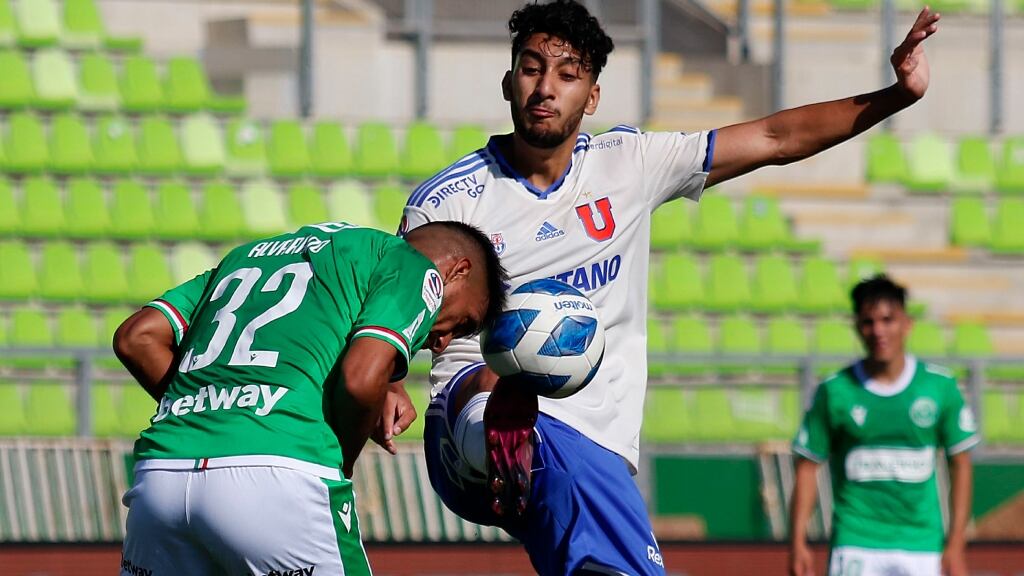 Franco Lobos es sondeado por dos clubes de Primera B para dejar la U