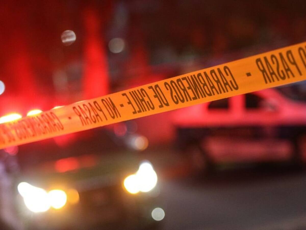 Dos inspectores municipales son atropellados durante fiscalización en San Miguel: conductor se dio a la fuga