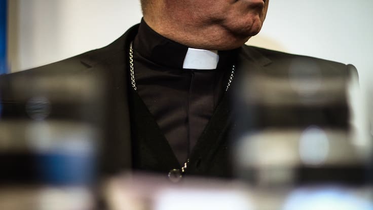 Fiscalía abre investigación contra sacerdote de Cauquenes ante denuncia de presunto abuso sexual a menor de edad