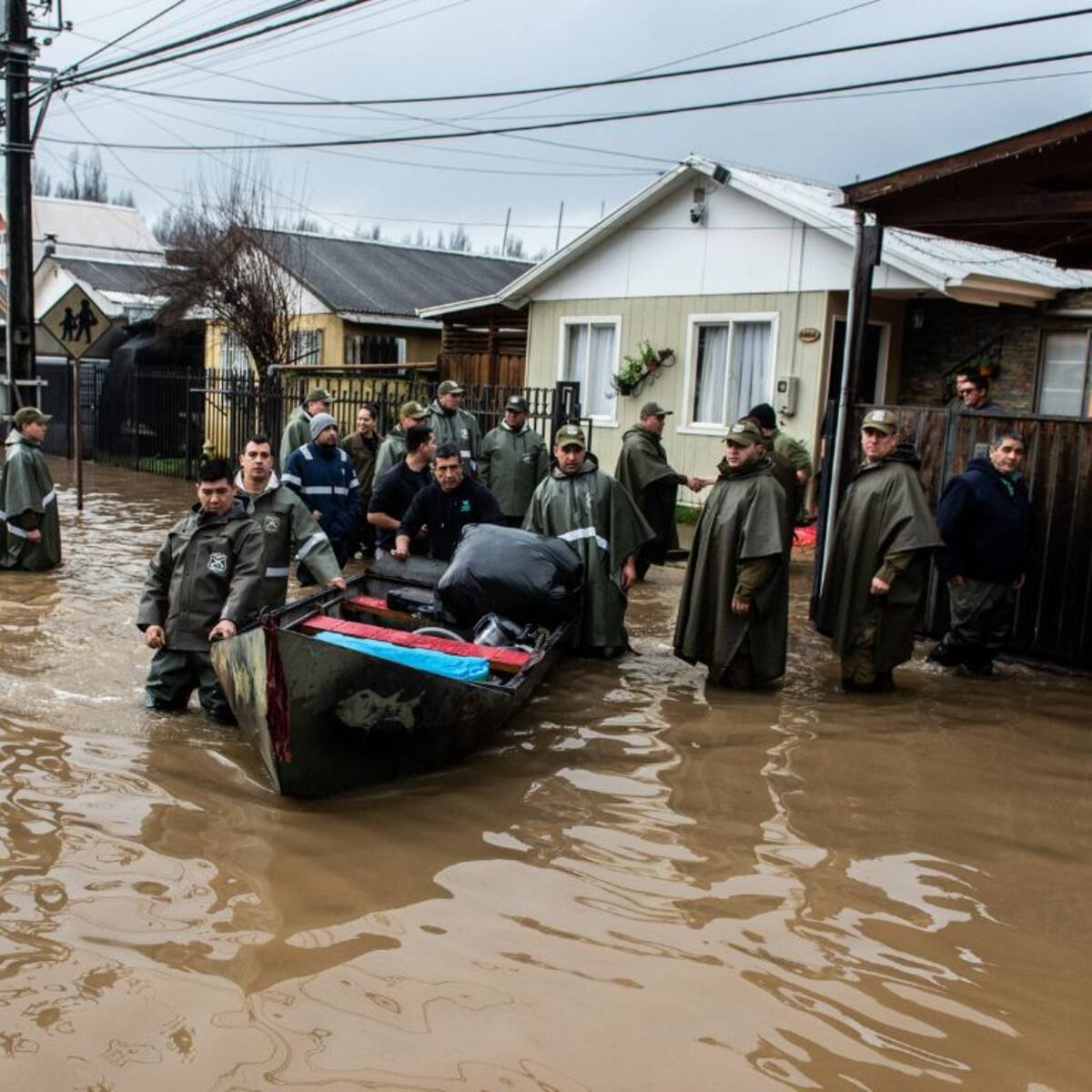 Sistema frontal deja más de 2.500 damnificados y 6.500 aislados en Chile: La Araucanía concentra el mayor impacto