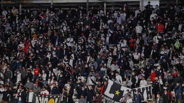 Gobierno proyecta aumentar el aforo en los estadios a un 50%