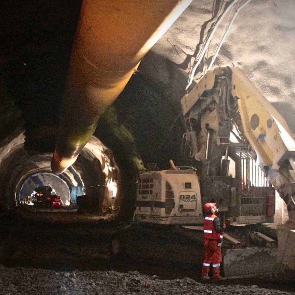 Búsqueda en El Teniente: Autoridades esperan encontrar a los cinco mineros durante esta mañana