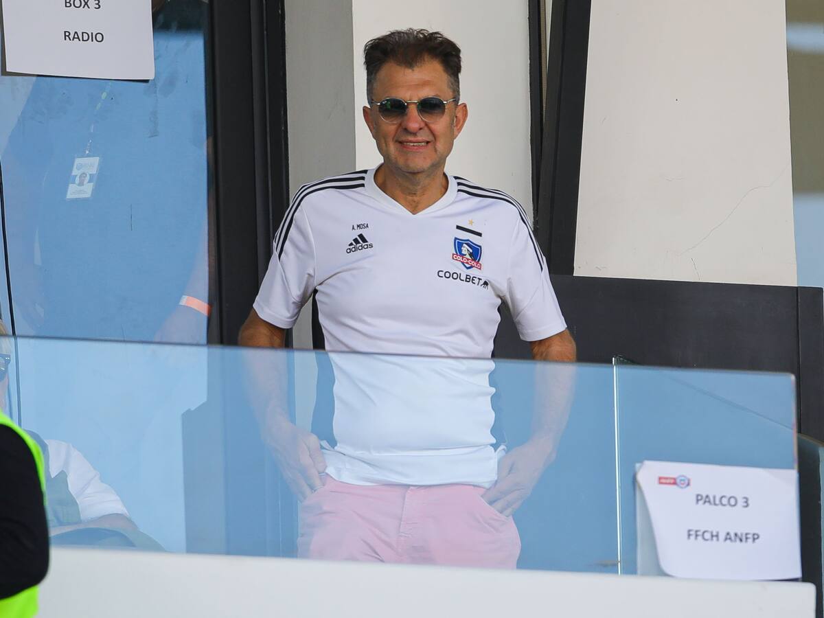 “Todos los años tenemos que estar en fase de grupos”: Aníbal Mosa traza la meta de Colo Colo en Libertadores tras eliminar a Godoy Cruz