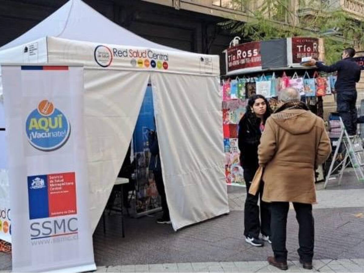 Aumentan cobertura de vacunación con nuevos puntos masivos en Santiago: revisa dónde estarán ubicados
