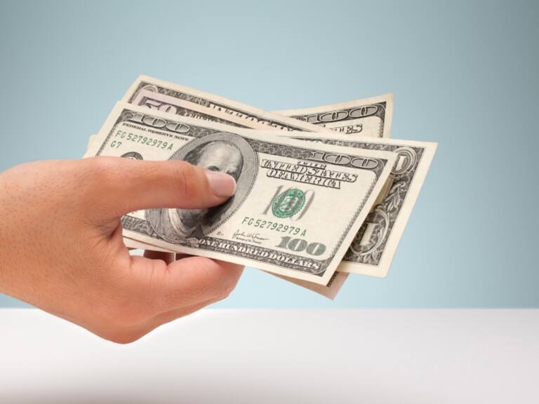 Dólar en Chile: divisa cierra con importante subida de más de 20 pesos