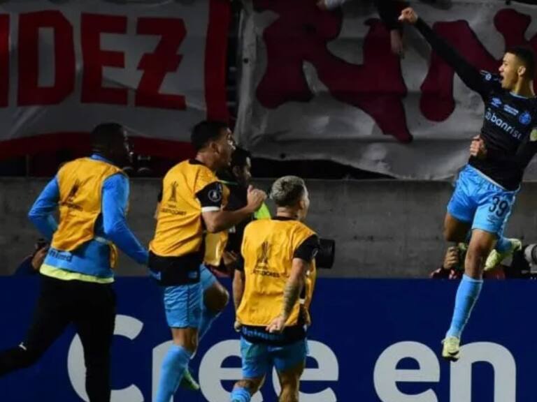 Gremio da el golpe ante Estudiantes en Argentina y deja electrizante el grupo de Huachipato en la Copa Libertadores