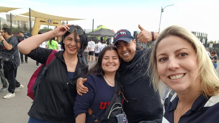 Superó un cáncer, es hija de chileno, salió por primera vez de Estados Unidos y cumplió su sueño de conocer el Monumental
