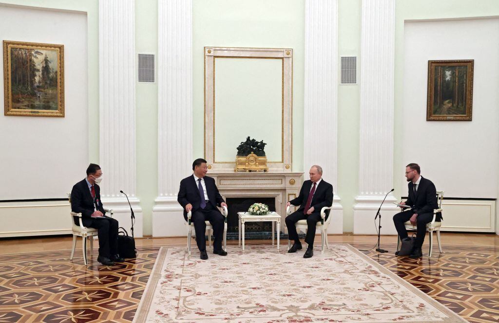 Los presidentes de China y Rusia reunidos en el Kremlin