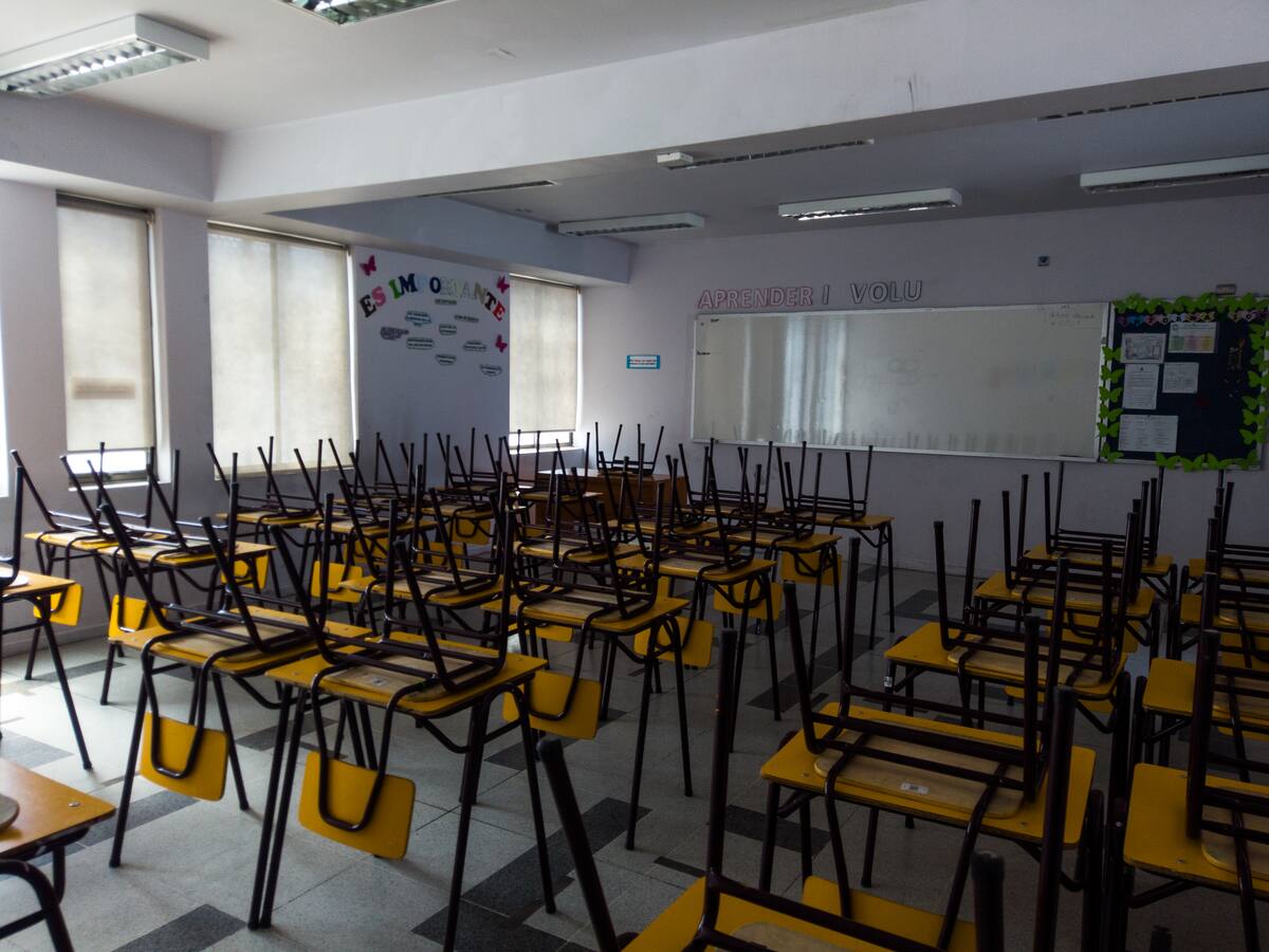 Apoderada golpea violentamente a profesora de colegio en Temuco: víctima sufrió fractura nasal
