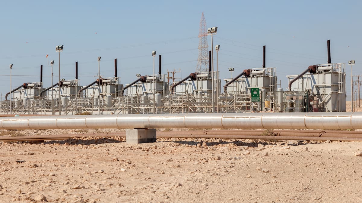 Arabia Saudita es obligada a cerrar oleoducto clave que le permite exportar crudo evitando el estrecho de Ormuz