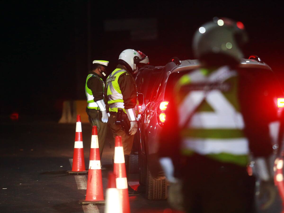 Fin de semana largo deja 12 fallecidos y 233 detenidos a nivel nacional, según balance vial de Carabineros