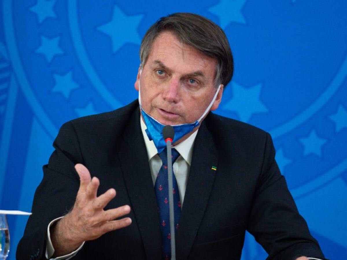Presidente Bolsonaro sobre vacuna Pfizer: «Si te conviertes en un caimán, es tu problema»
