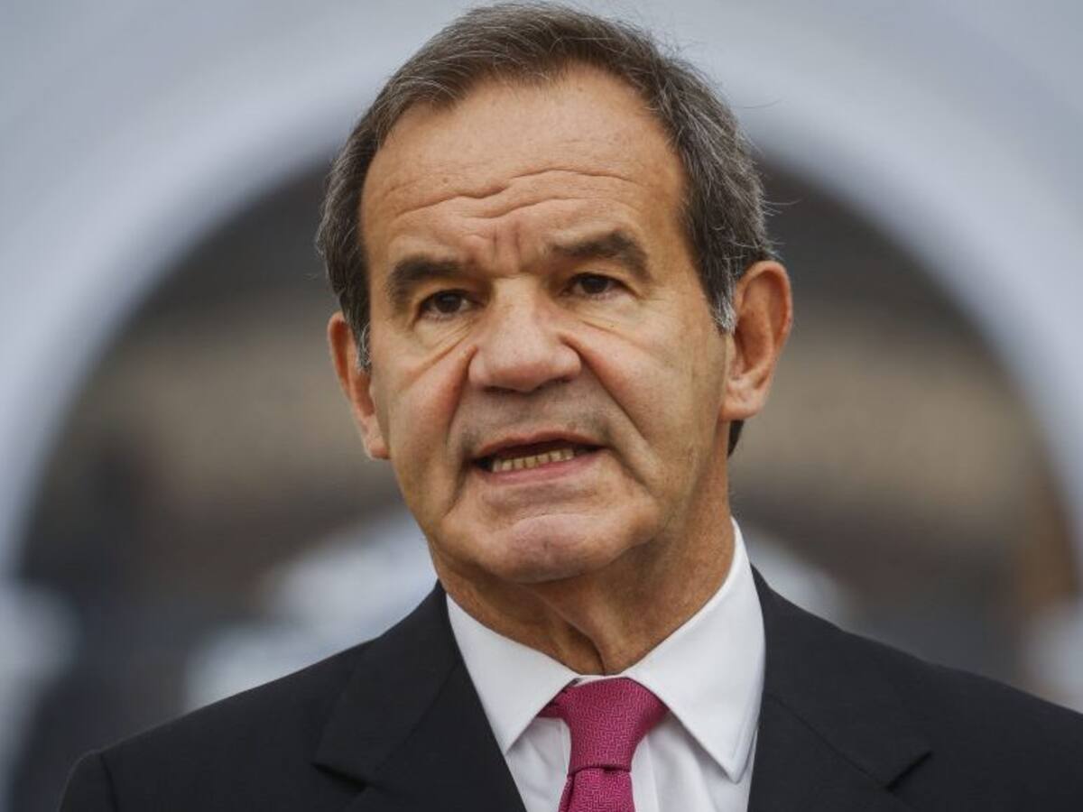 Terremoto en RN: afirman que Andrés Allamand renunció al partido tras casi 40 años de militancia