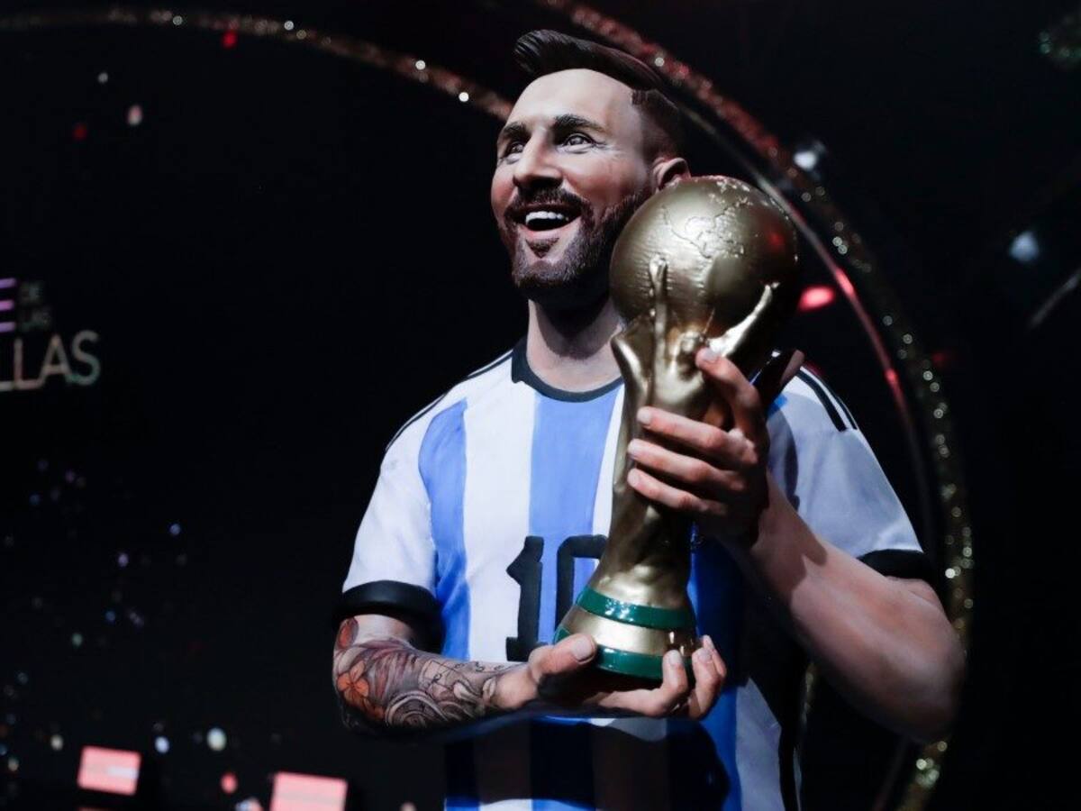 El mejor al museo: Conmebol homenajeó a Lionel Messi con una estatua en tamaño real