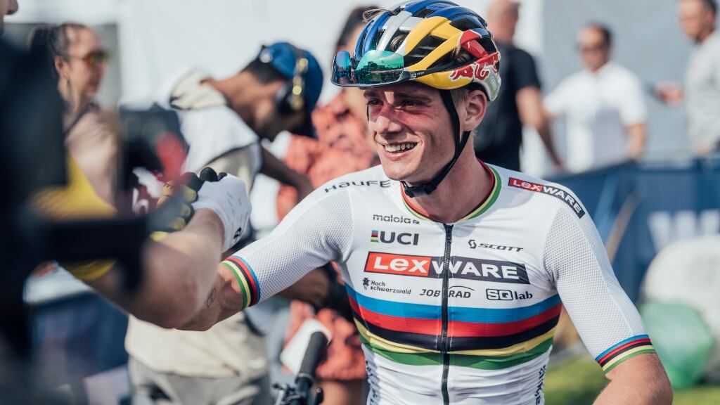 Martín Vidaurre se consagra bicampeón mundial Sub 23 de la Copa del Mundo de Mountain Bike