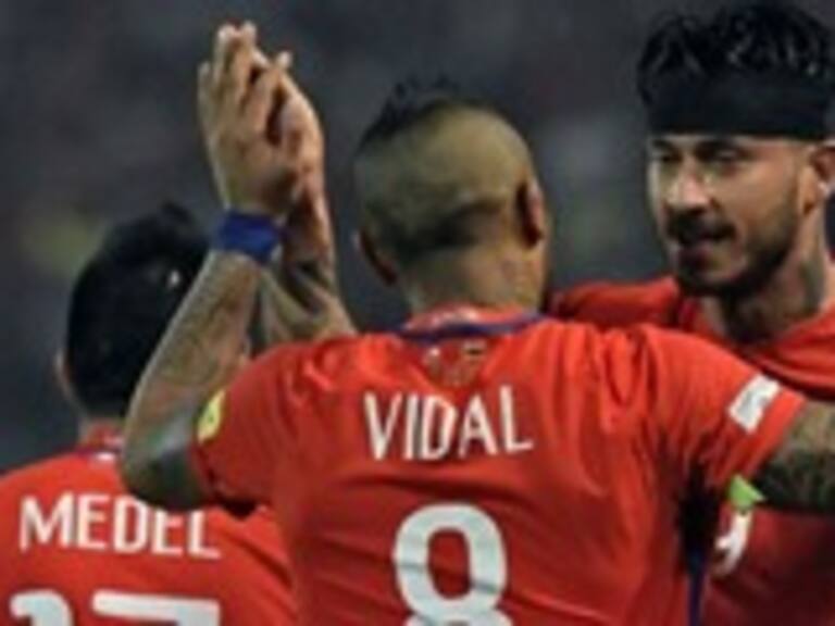El maravilloso taco de Orellana que Vidal convirtió en gol para Chile