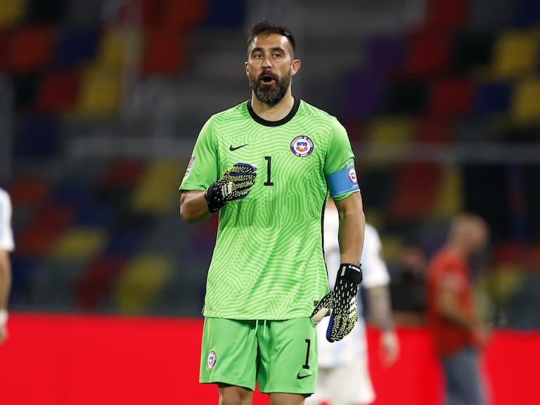 Claudio Bravo La Roja