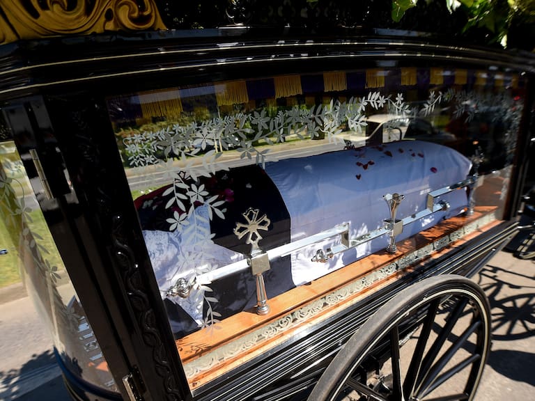 Masivo funeral de cabo baleado en La Araucanía