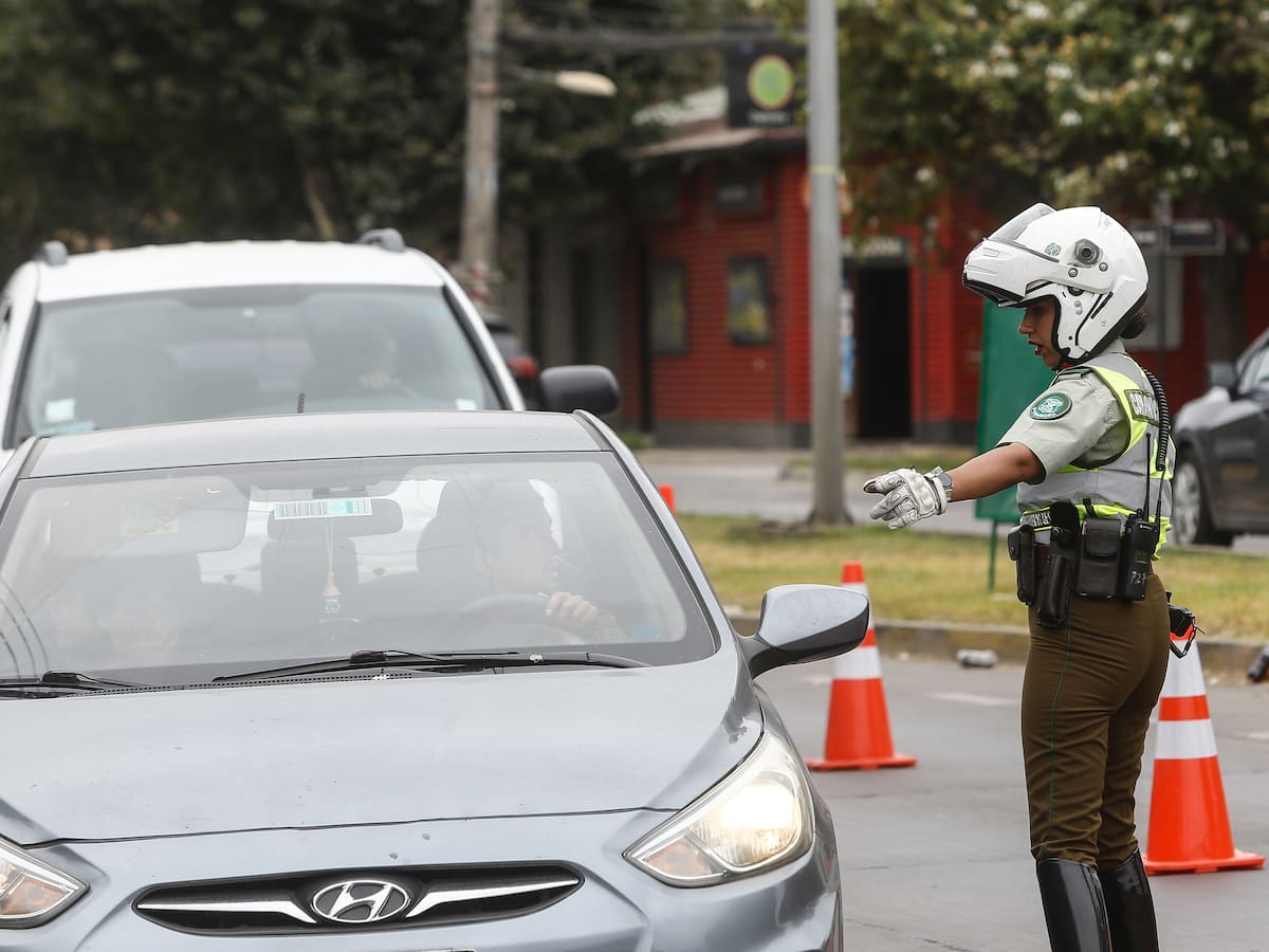 Restricción vehicular en Chile 2026: qué vehículos no pueden circular hoy miércoles 10 de junio en Santiago