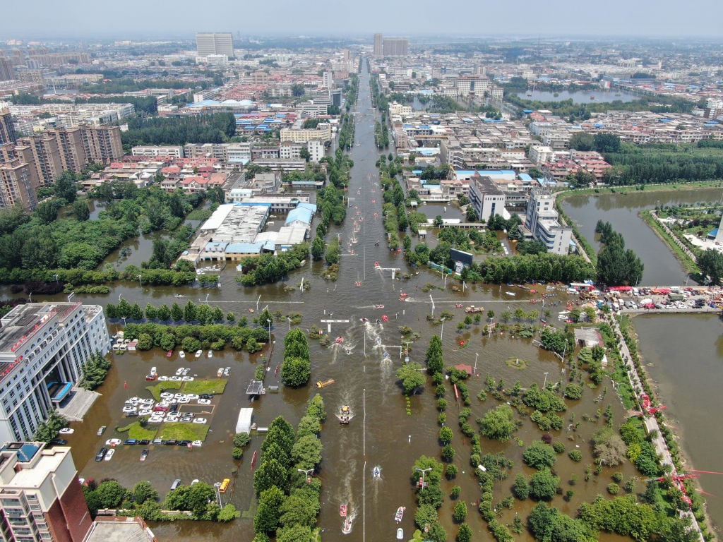 Vista aérea de las graves inundaciones en la ciudad de Xinjiang
