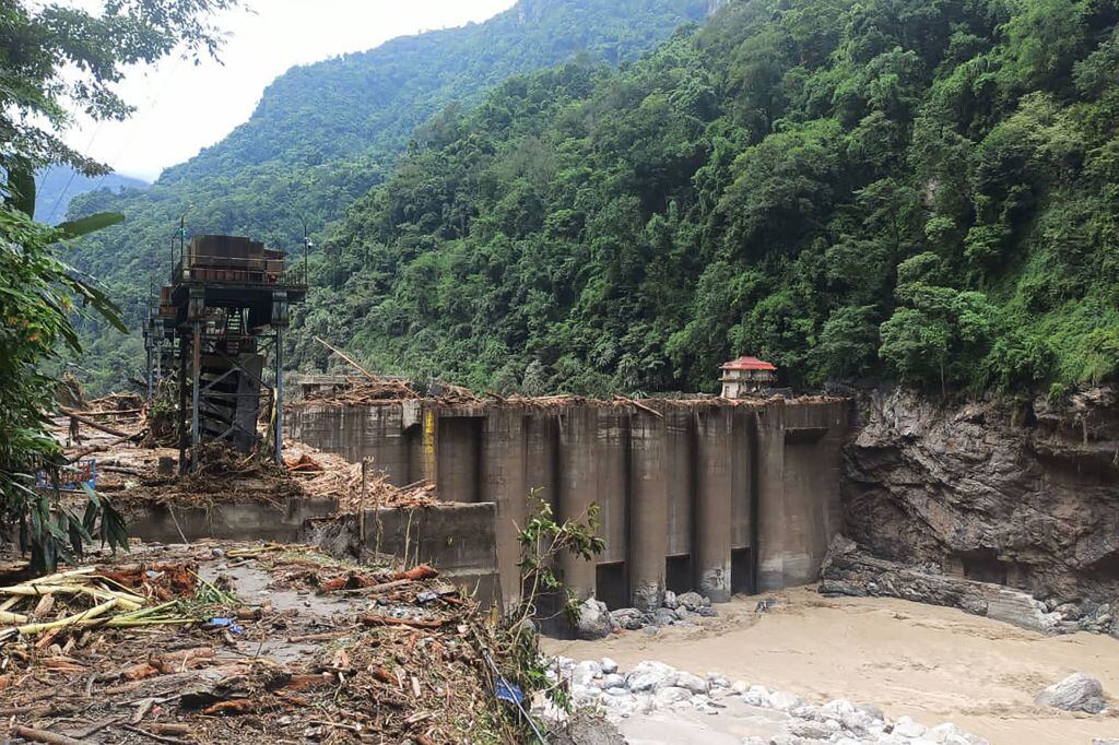 Desborde del lago en Sikkim de India deja daños en una planta de energía