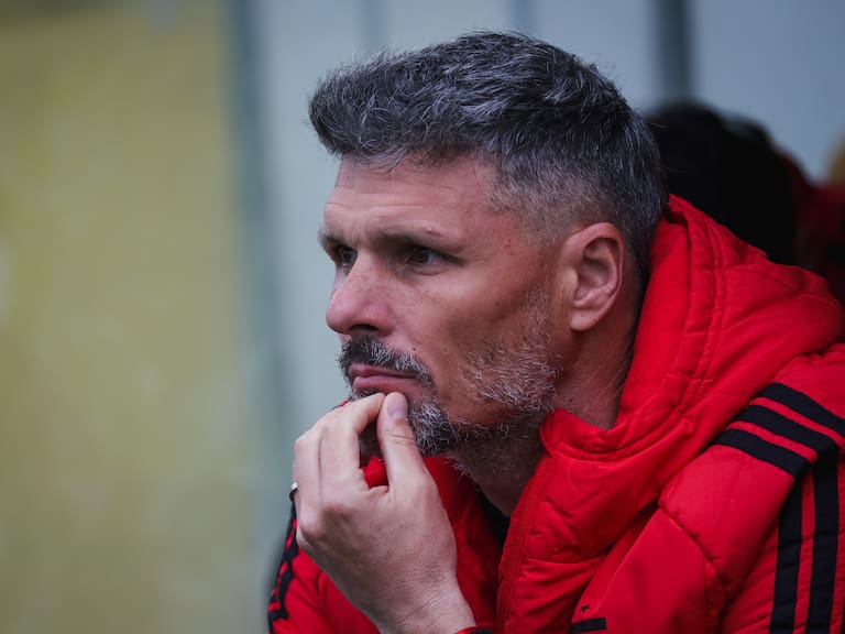 Fernando Ortiz espera por una “sorpresa” de último minuto en el mercado y juega al misterio con un eventual debut de Vozinha