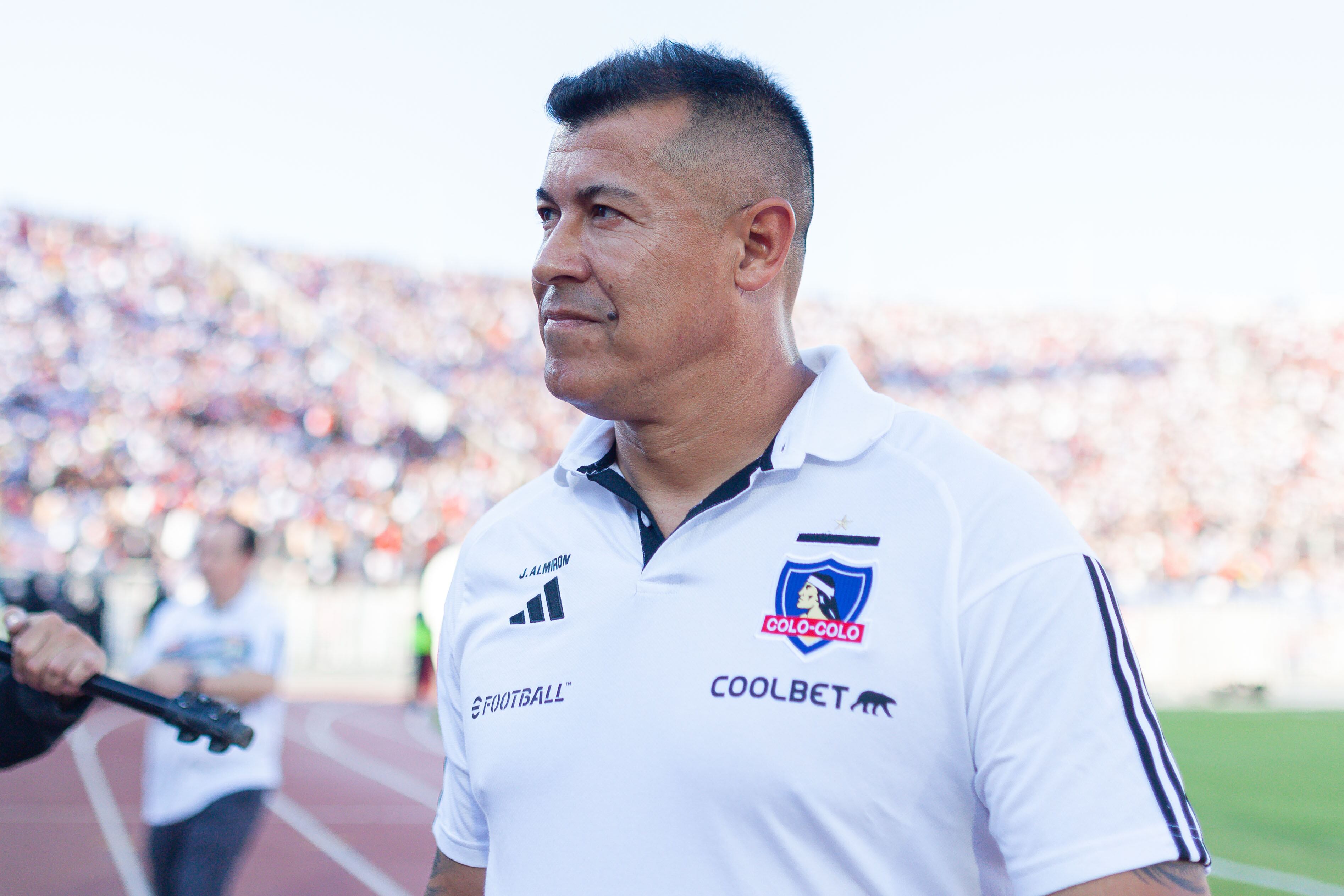 El primer monto que rechazó Jorge Almirón para dejar Colo Colo