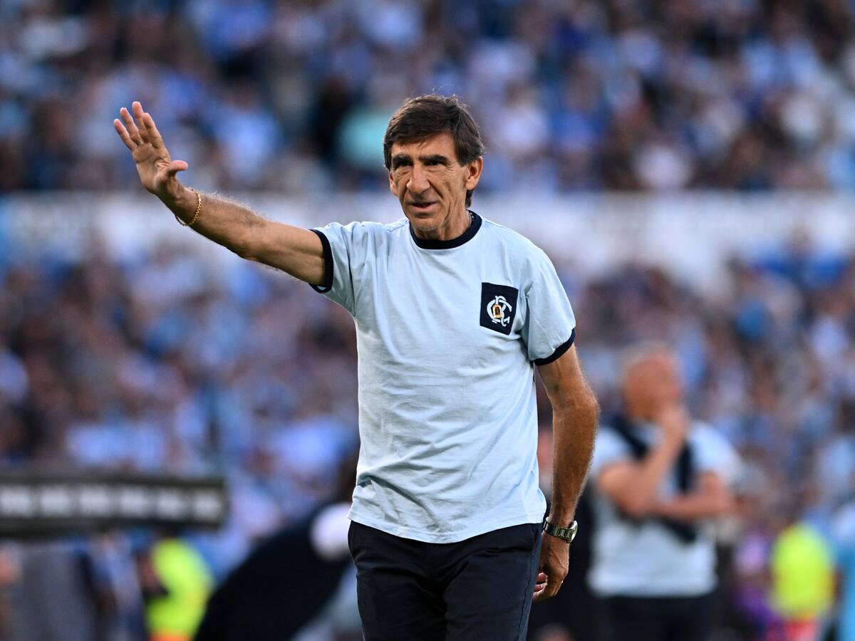 ¿Deseos de cosas imposibles? Los nombres que los hinchas de la U postulan como reemplazante de Gustavo Álvarez