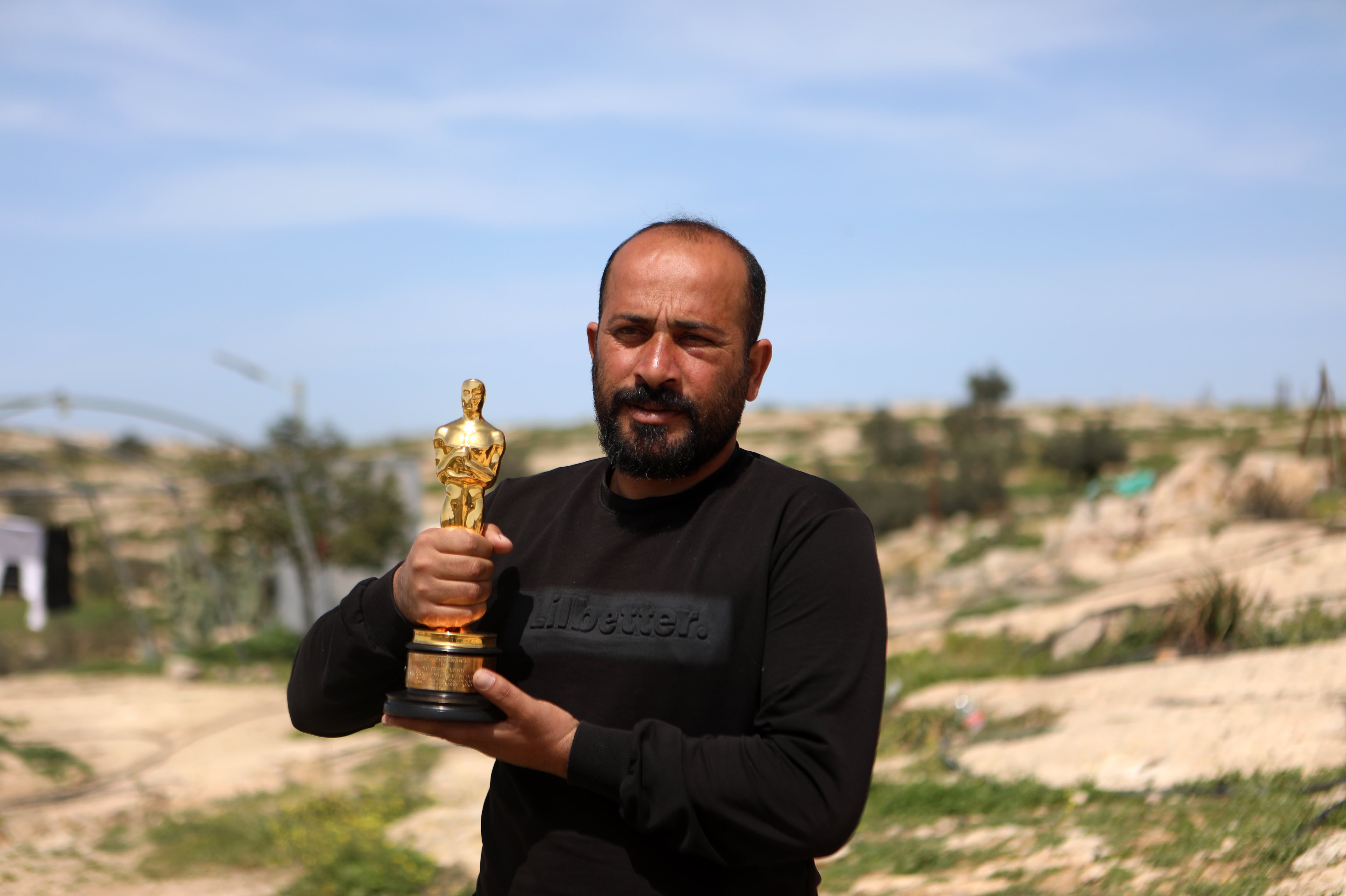 Tras ser ganador de un Oscar: director palestino acusa violento ataque de colonos y soldados en israelíes