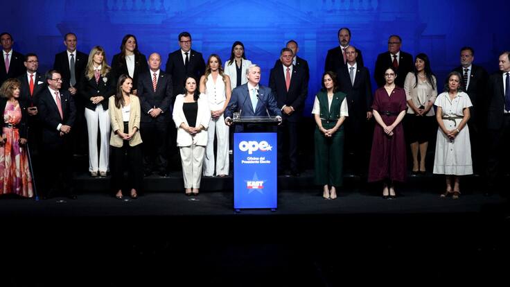 13 son de Santiago, 11 de regiones: los detalles “relevantes” que tendrá el gabinete de José Antonio Kast