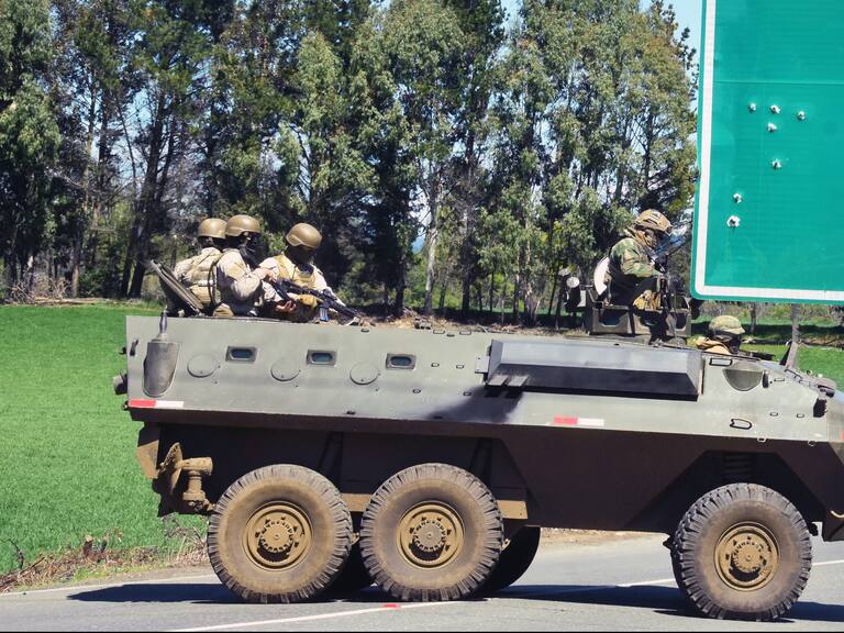 15 DE OCTUBRE DE 2021 / ERCILLA Despliegue de militares, policial en la zona de Ercilla Collipulli Pidima , Pailahueque y ruta 5 sur por estado de excepción.
FOTO: HECTOR ANDRADE/ AGENCIAUNO