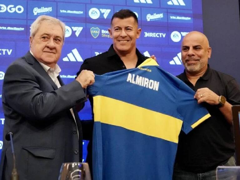 «Es un monstruo»: nuevo DT de Boca Juniors manda un claro mensaje para Colo Colo y compañía